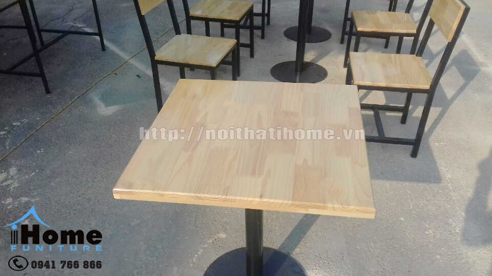 bàn cafe mặt gỗ thông ghép